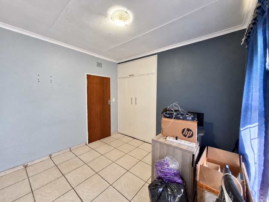 6 Bedroom Property for Sale in Vanderbijlpark SE 2 Gauteng