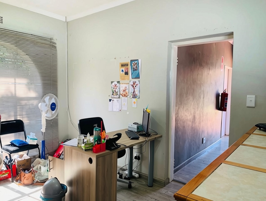 6 Bedroom Property for Sale in Vanderbijlpark SE 2 Gauteng