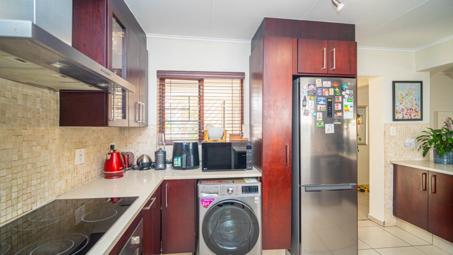 To Let 3 Bedroom Property for Rent in Lonehill Gauteng