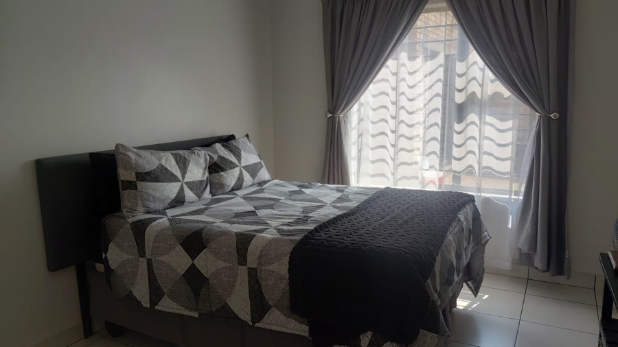 3 Bedroom Property for Sale in Denneoord Gauteng