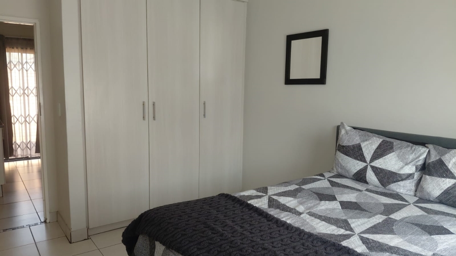 3 Bedroom Property for Sale in Denneoord Gauteng