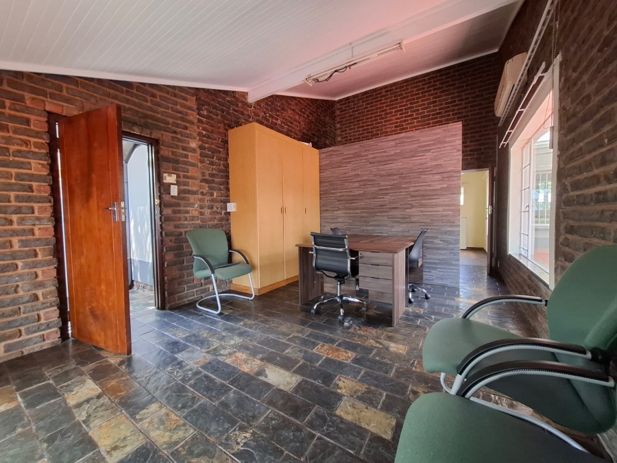 To Let 1 Bedroom Property for Rent in Sinoville Gauteng