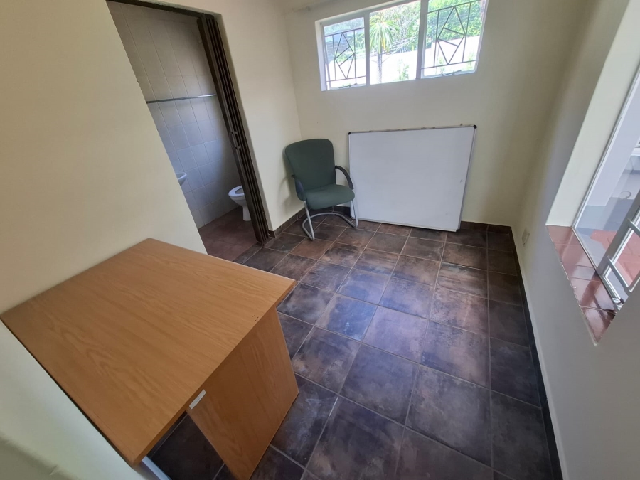 To Let 1 Bedroom Property for Rent in Sinoville Gauteng