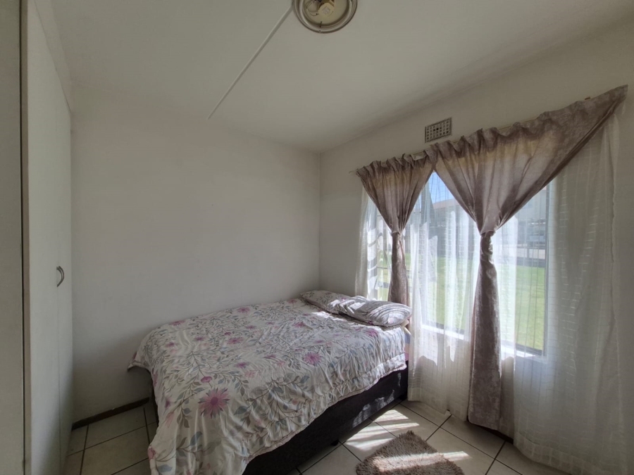 1 Bedroom Property for Sale in Parkrand Gauteng