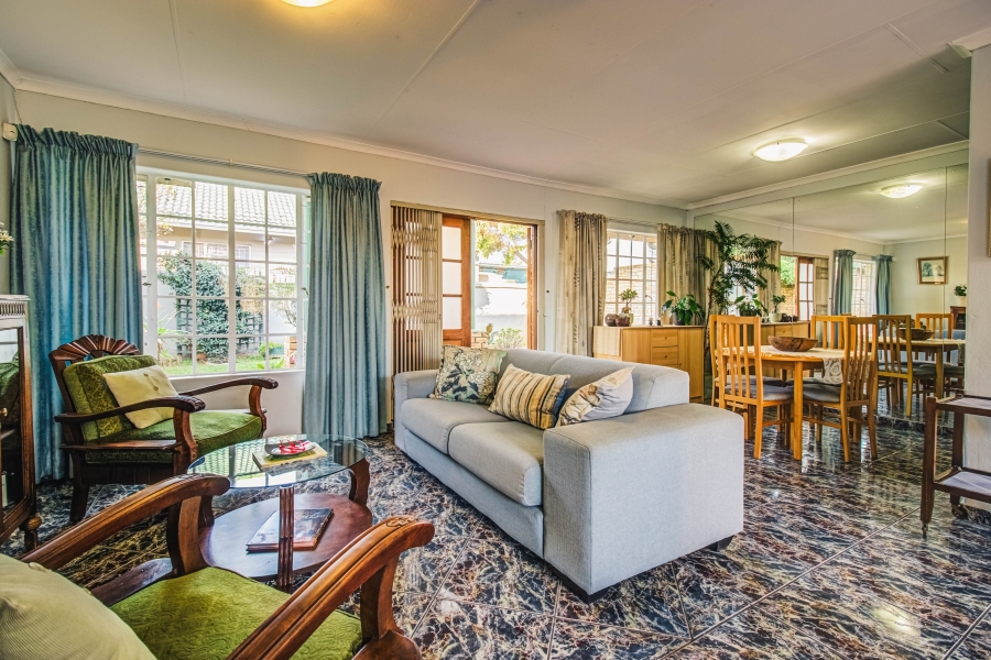 3 Bedroom Property for Sale in Glen Marais Gauteng