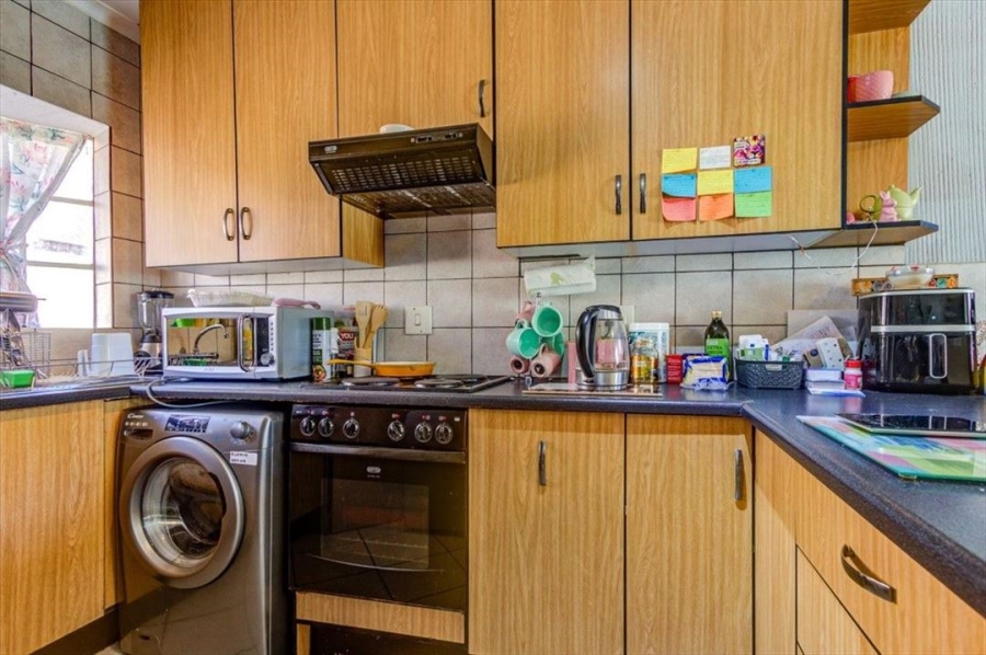2 Bedroom Property for Sale in Norkem Park Gauteng