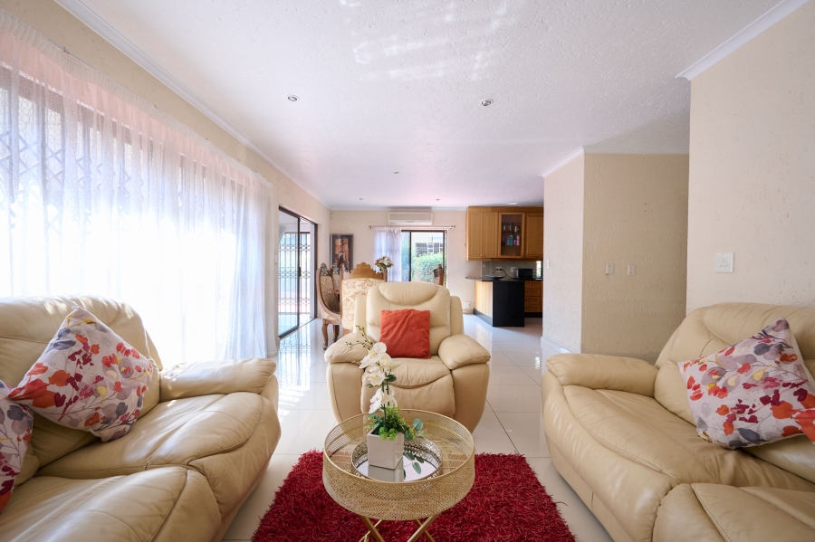 4 Bedroom Property for Sale in Halfway Gardens Gauteng