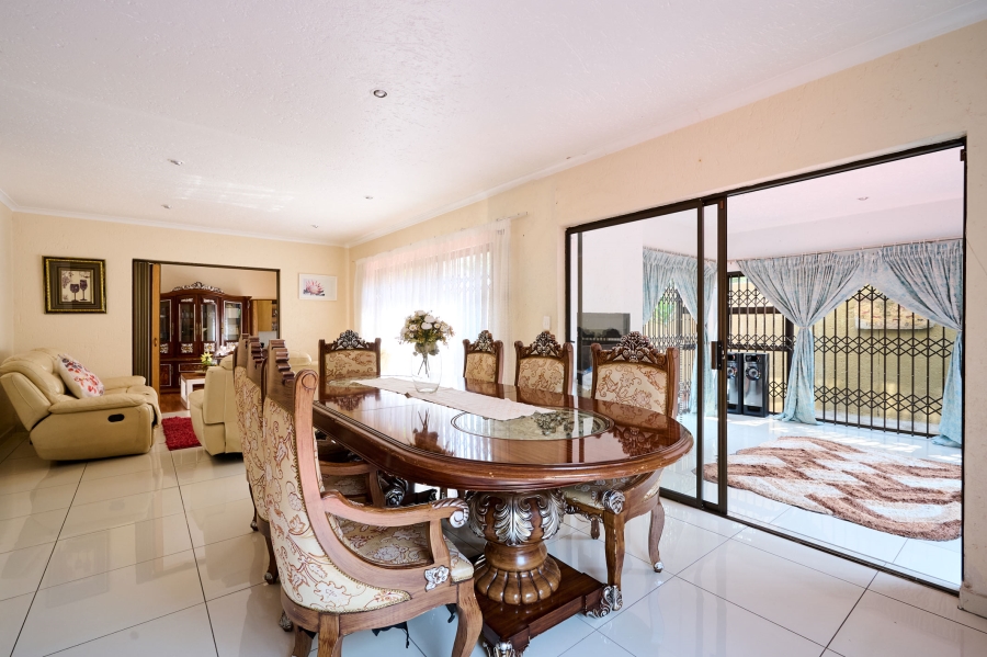 4 Bedroom Property for Sale in Halfway Gardens Gauteng