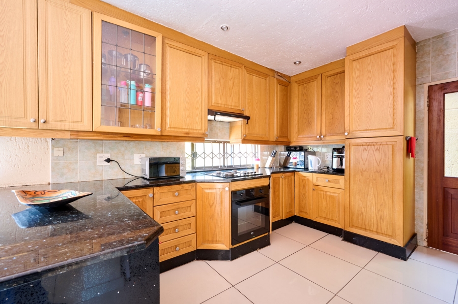4 Bedroom Property for Sale in Halfway Gardens Gauteng