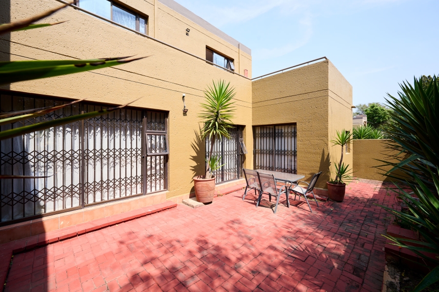 4 Bedroom Property for Sale in Halfway Gardens Gauteng