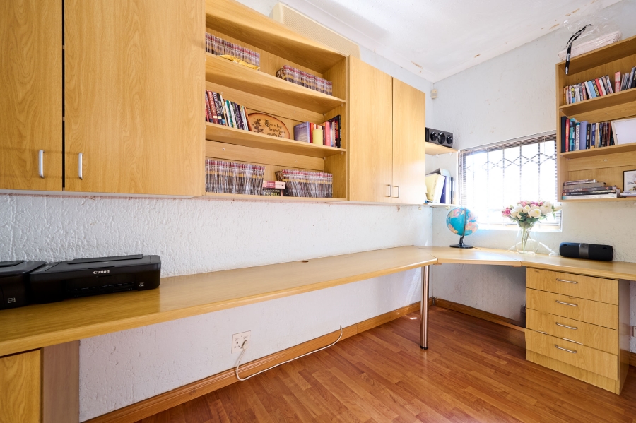 4 Bedroom Property for Sale in Halfway Gardens Gauteng
