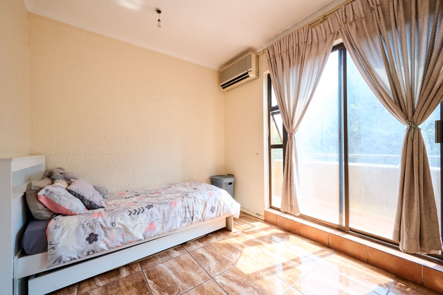 4 Bedroom Property for Sale in Halfway Gardens Gauteng