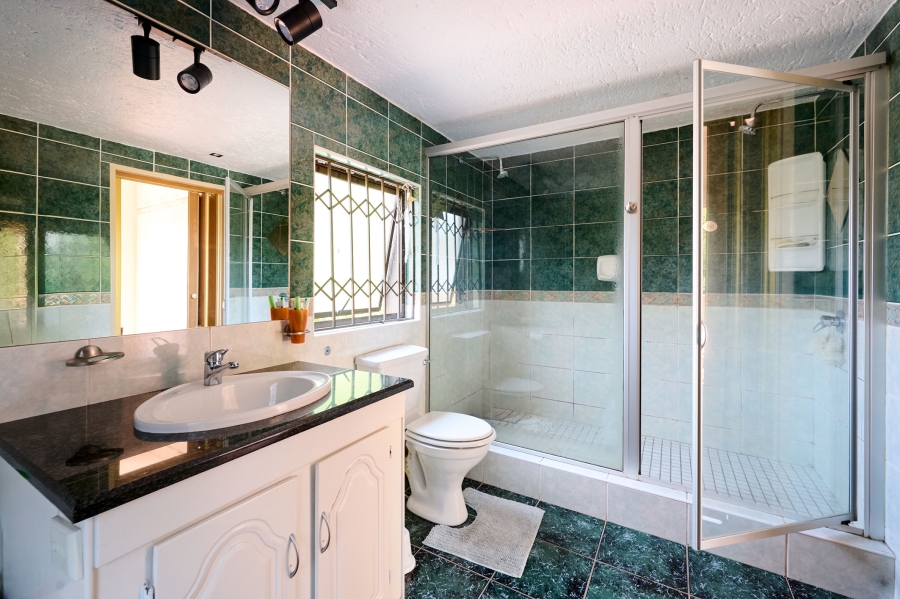 4 Bedroom Property for Sale in Halfway Gardens Gauteng