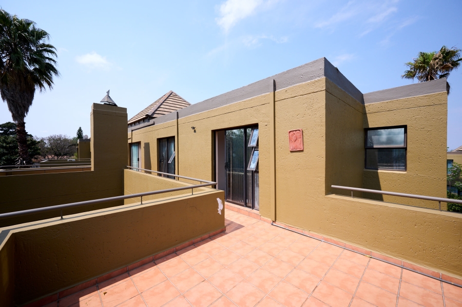 4 Bedroom Property for Sale in Halfway Gardens Gauteng
