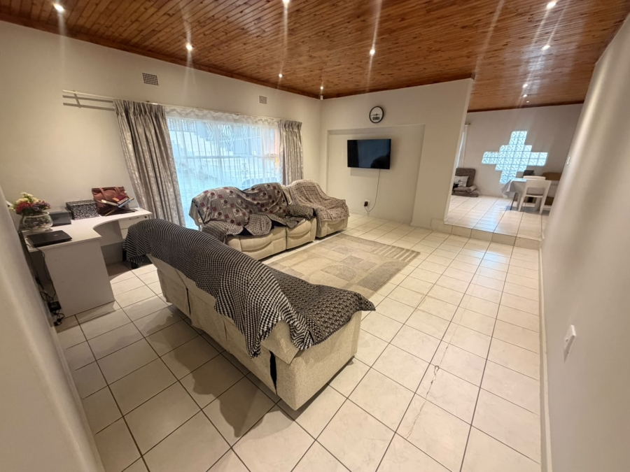 3 Bedroom Property for Sale in Erasmia Gauteng