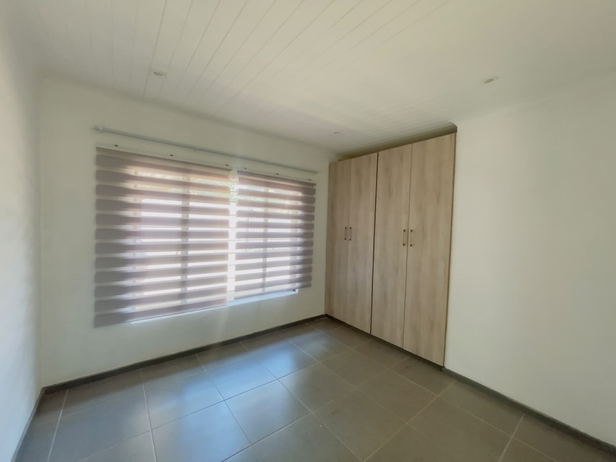 To Let 2 Bedroom Property for Rent in Lyttelton Manor Gauteng