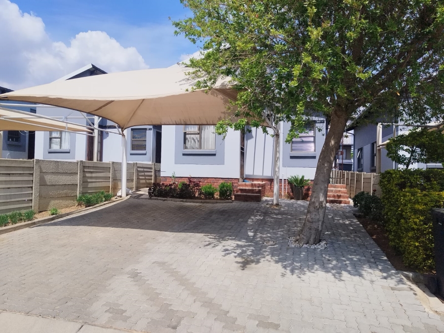 2 Bedroom Property for Sale in Sagewood Gauteng