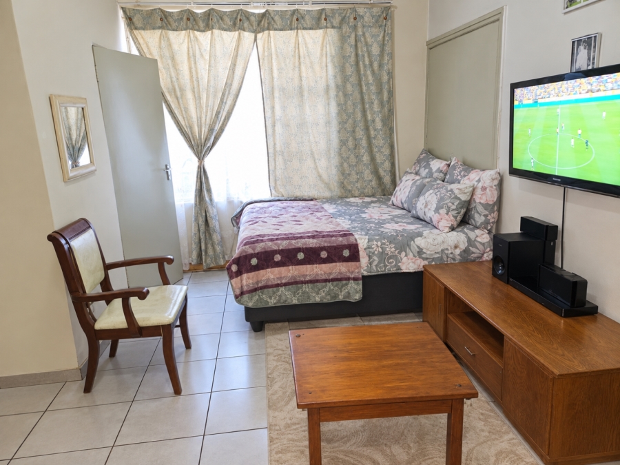 12 Bedroom Property for Sale in Bellevue Gauteng