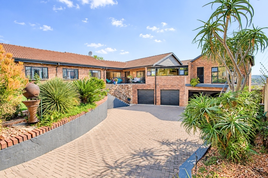 8 Bedroom Property for Sale in Ferndale Gauteng