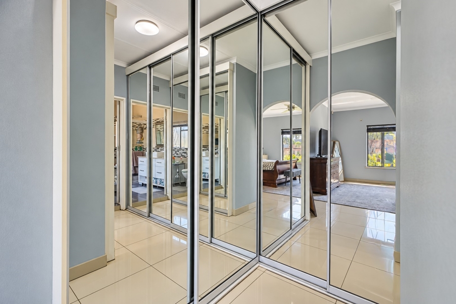 8 Bedroom Property for Sale in Ferndale Gauteng