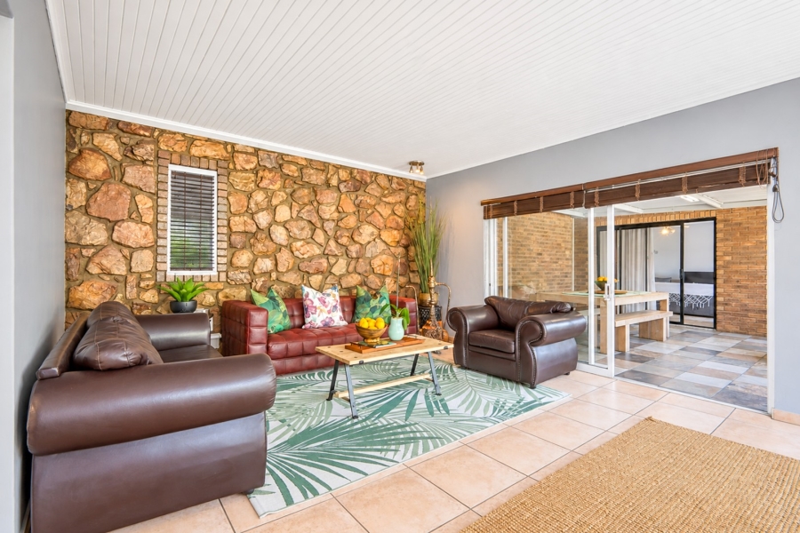 8 Bedroom Property for Sale in Ferndale Gauteng