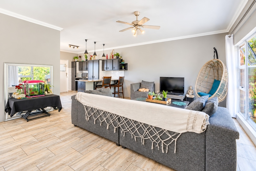 8 Bedroom Property for Sale in Ferndale Gauteng
