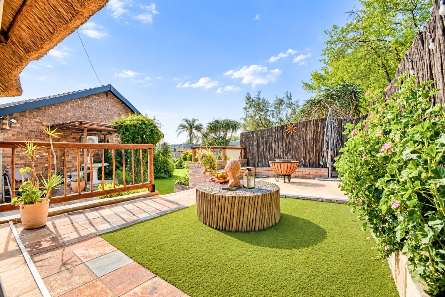 8 Bedroom Property for Sale in Ferndale Gauteng