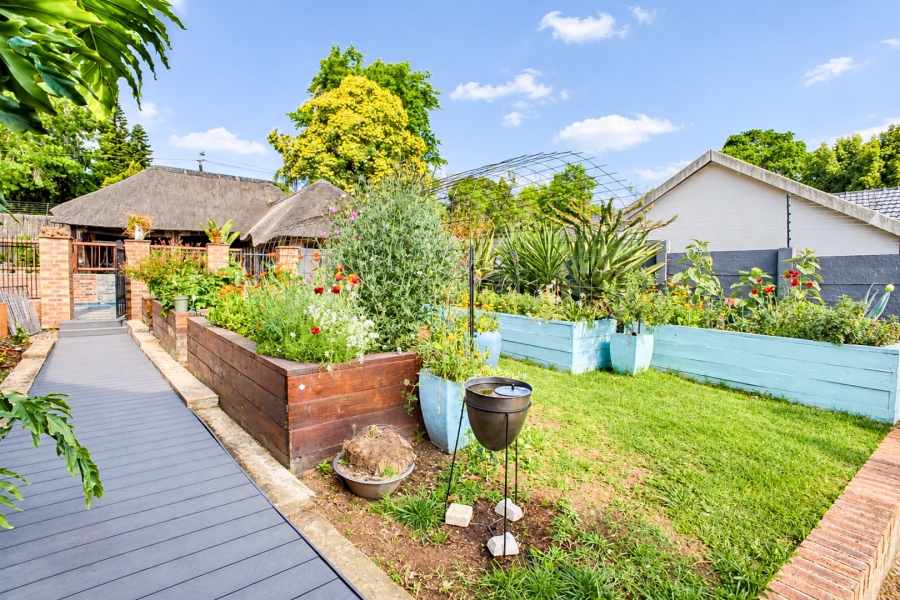 8 Bedroom Property for Sale in Ferndale Gauteng