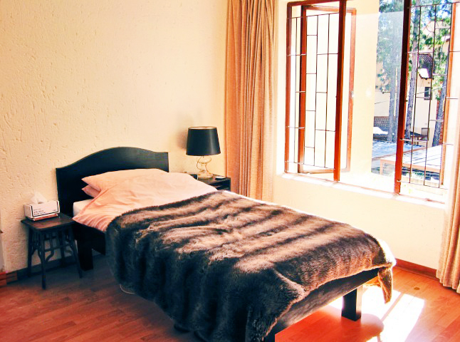 To Let 2 Bedroom Property for Rent in Bryanston Gauteng