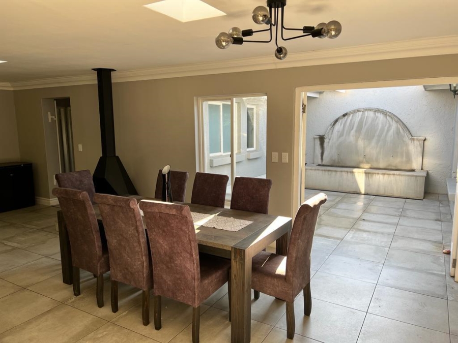 To Let 4 Bedroom Property for Rent in Fourways Gauteng