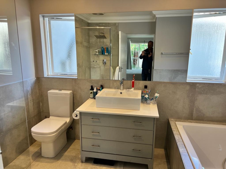 To Let 4 Bedroom Property for Rent in Fourways Gauteng