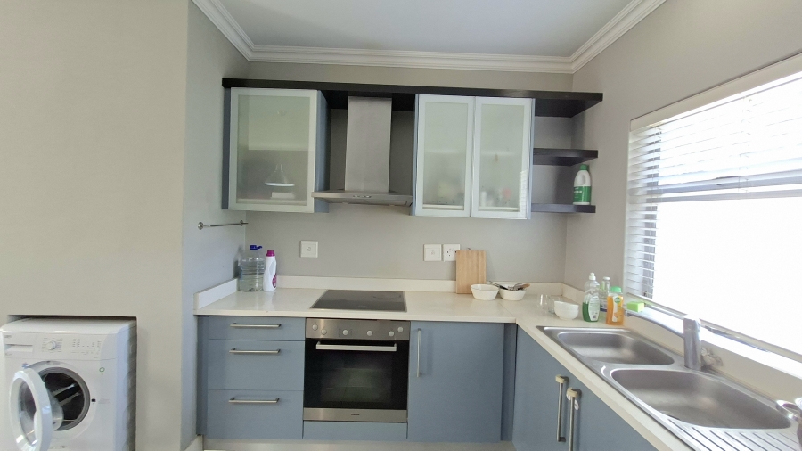 To Let 2 Bedroom Property for Rent in Wendywood Gauteng