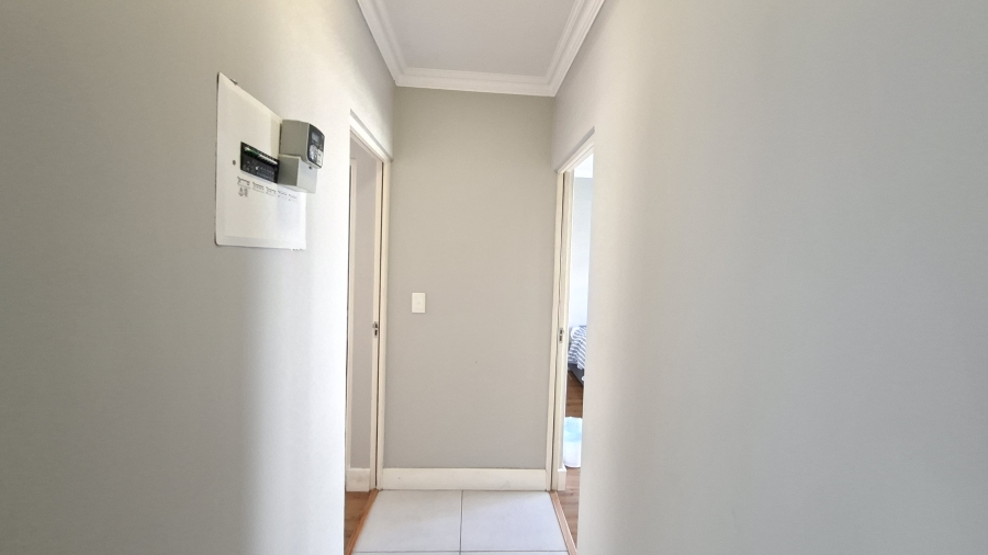 To Let 2 Bedroom Property for Rent in Wendywood Gauteng