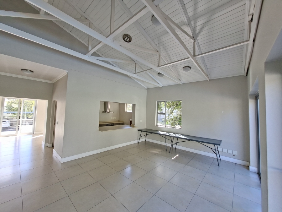 To Let 2 Bedroom Property for Rent in Wendywood Gauteng