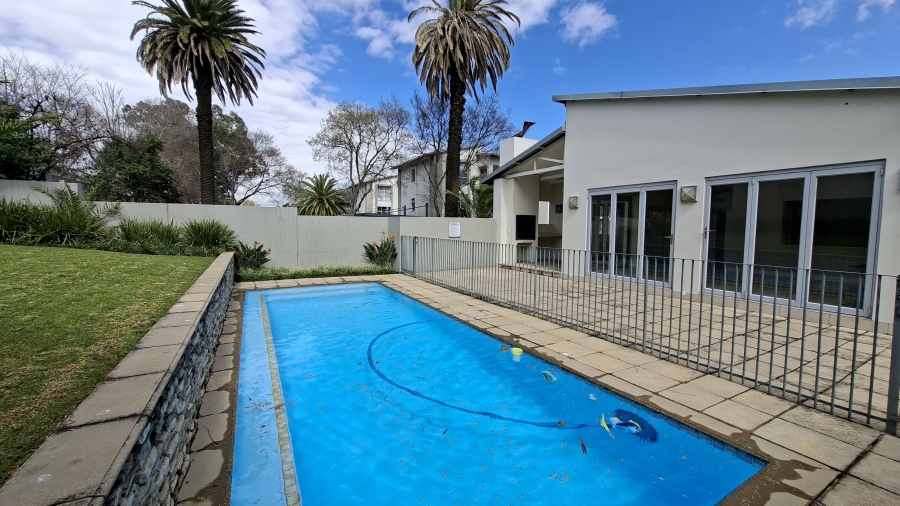 To Let 2 Bedroom Property for Rent in Wendywood Gauteng