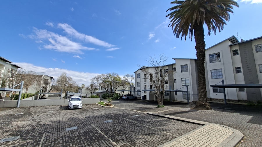 To Let 2 Bedroom Property for Rent in Wendywood Gauteng