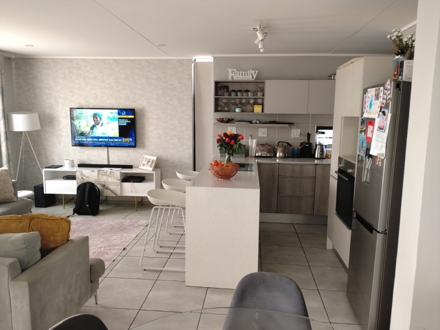 3 Bedroom Property for Sale in Rooihuiskraal North Gauteng