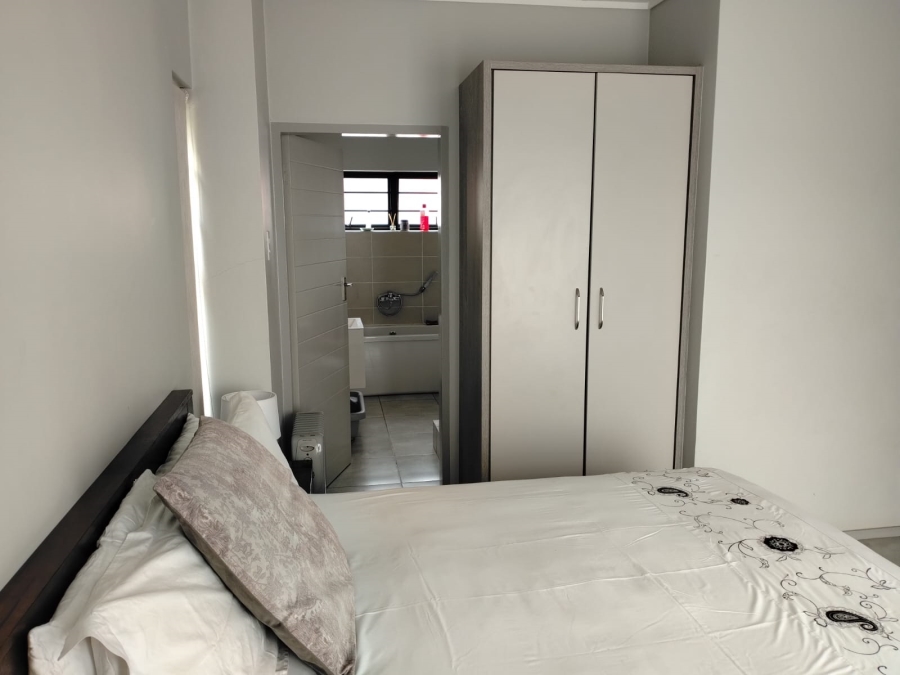 3 Bedroom Property for Sale in Rooihuiskraal North Gauteng