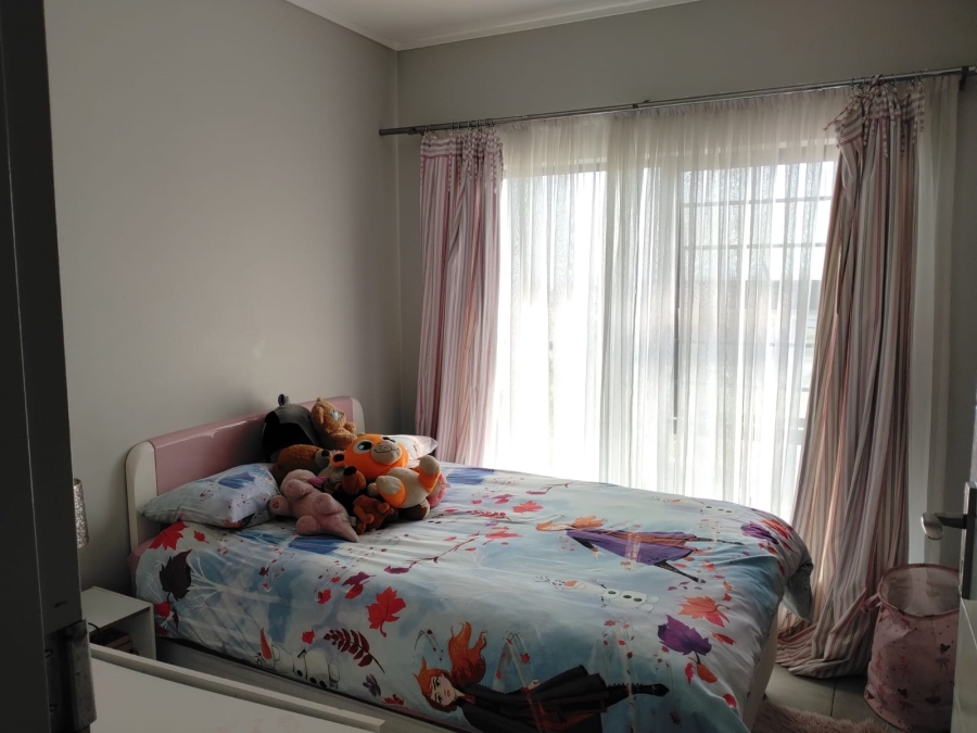 3 Bedroom Property for Sale in Rooihuiskraal North Gauteng