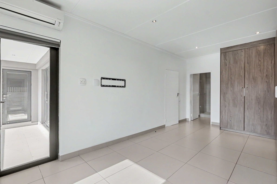 To Let 2 Bedroom Property for Rent in Morningside Gauteng