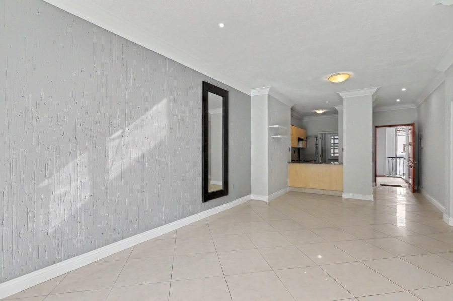 To Let 2 Bedroom Property for Rent in Morningside Gauteng