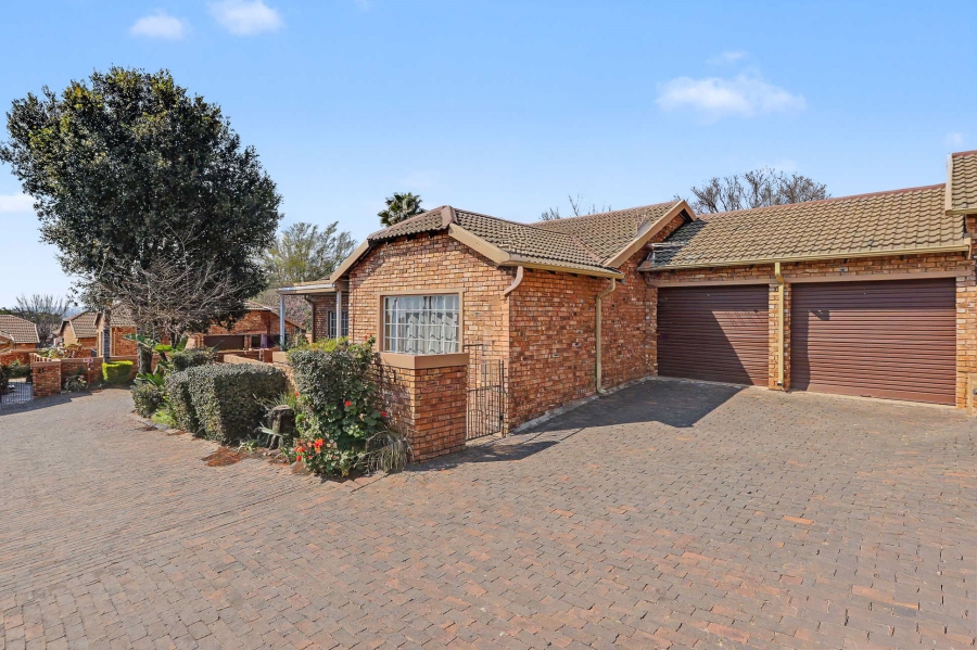 3 Bedroom Property for Sale in Amorosa Gauteng