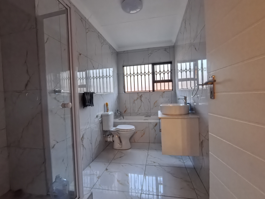 To Let 3 Bedroom Property for Rent in Heatherview Gauteng