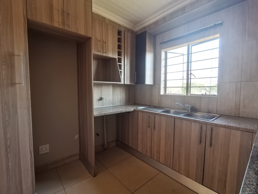 2 Bedroom Property for Sale in Andeon Gauteng