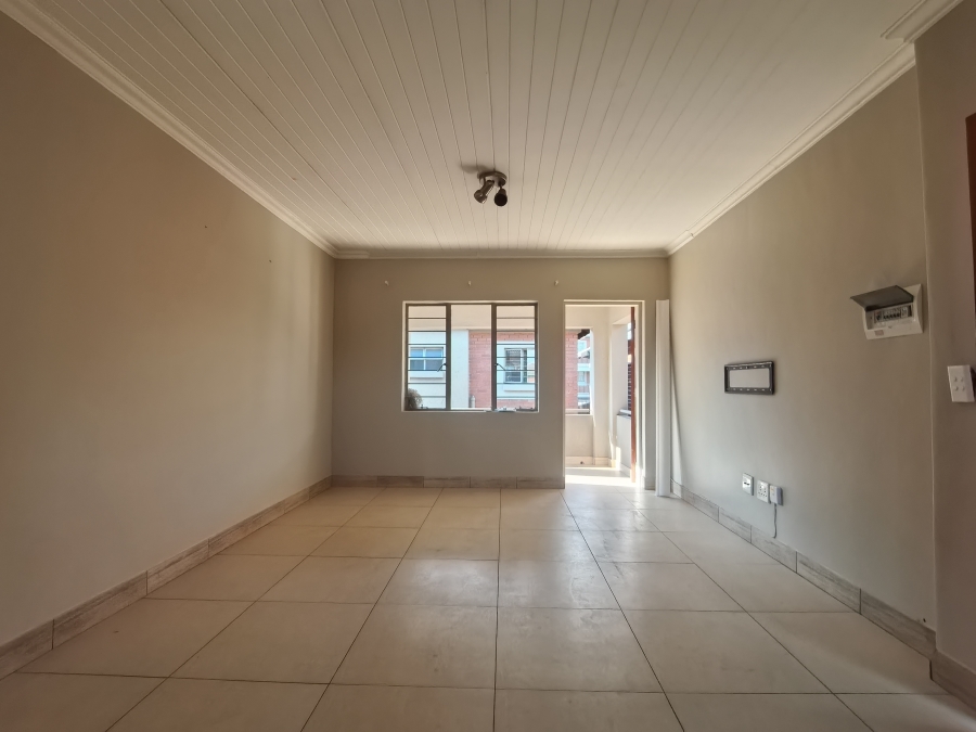 2 Bedroom Property for Sale in Andeon Gauteng