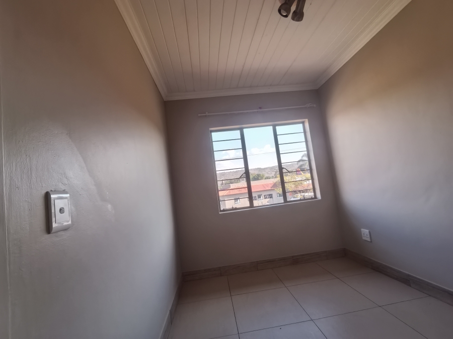 2 Bedroom Property for Sale in Andeon Gauteng