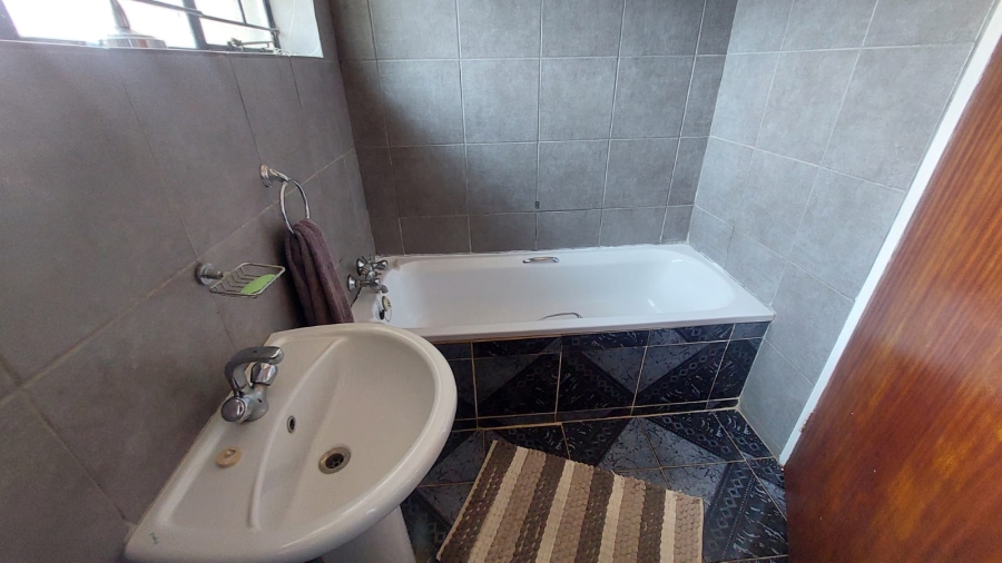 3 Bedroom Property for Sale in Quellerie Park Gauteng