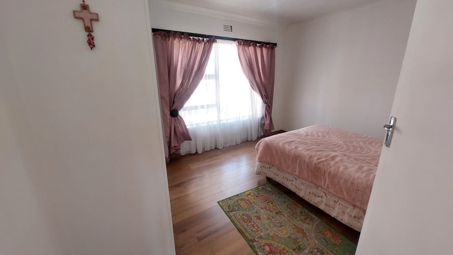 3 Bedroom Property for Sale in Quellerie Park Gauteng