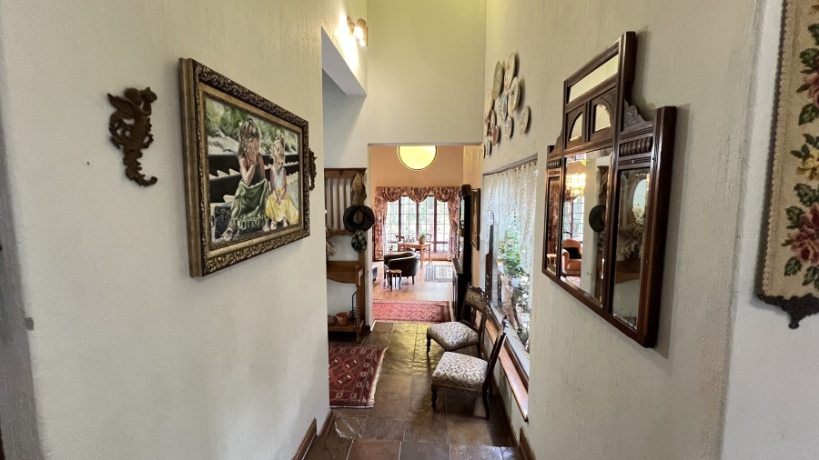 9 Bedroom Property for Sale in Protea Ridge Gauteng