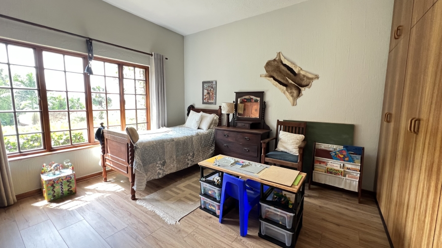 9 Bedroom Property for Sale in Protea Ridge Gauteng